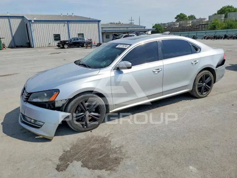 2015 Volkswagen Passat photo