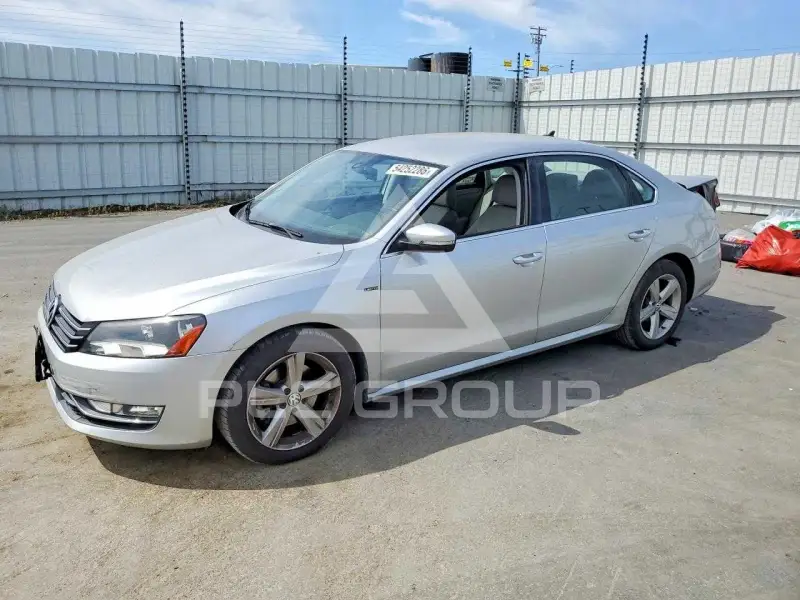 2015 Volkswagen Passat фото