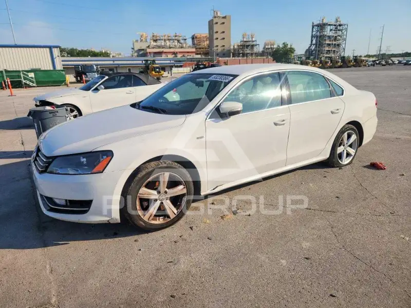 2015 Volkswagen Passat фото