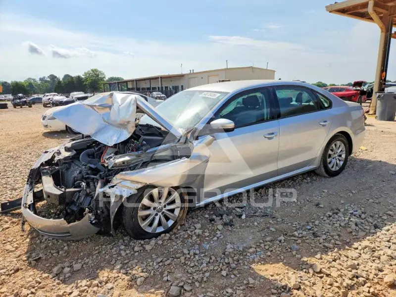 2015 Volkswagen Passat photo