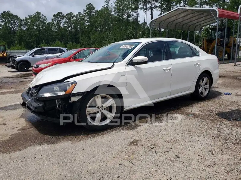 2015 Volkswagen Passat photo
