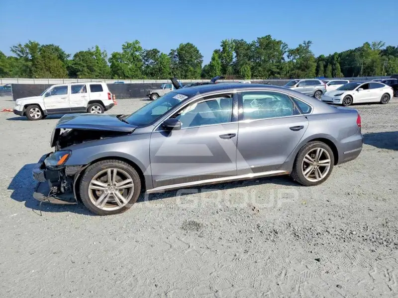 2015 Volkswagen Passat photo