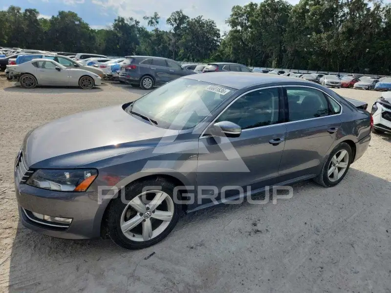 2015 Volkswagen Passat photo