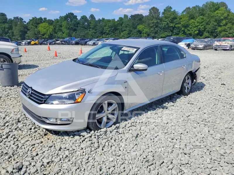 2015 Volkswagen Passat фото