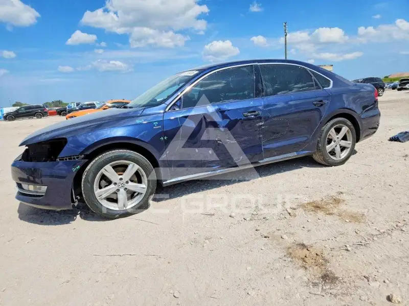 2015 Volkswagen Passat photo