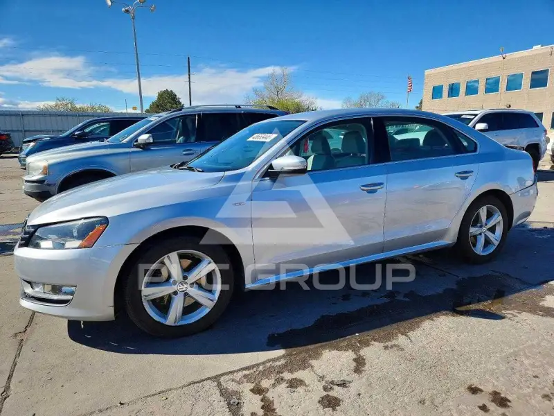 2015 Volkswagen Passat photo