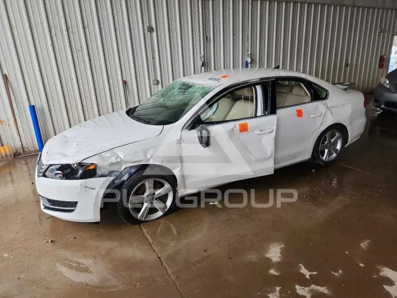 2015 Volkswagen Passat photo