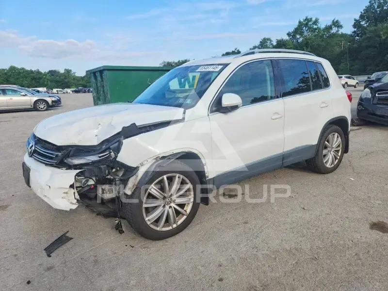 2015 Volkswagen Tiguan фото