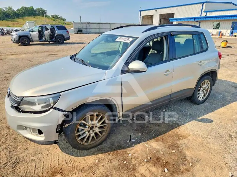 2015 Volkswagen Tiguan фото