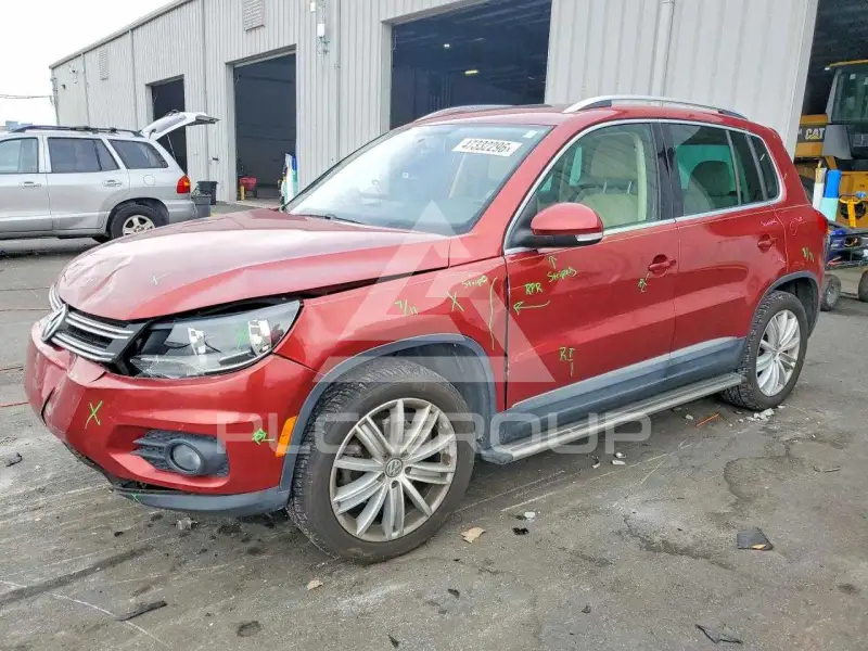 2015 Volkswagen Tiguan photo