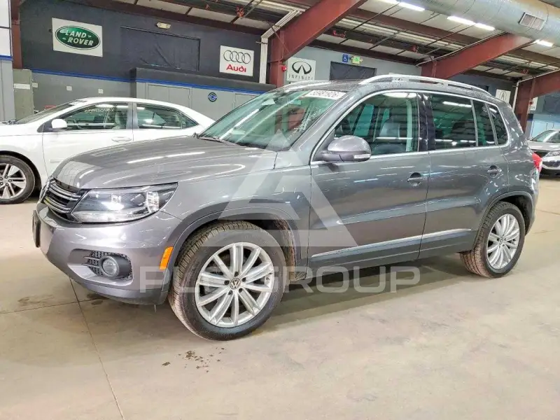 2015 Volkswagen Tiguan фото
