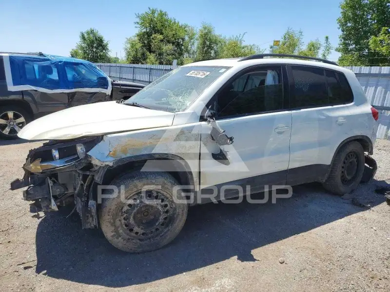2015 Volkswagen Tiguan фото