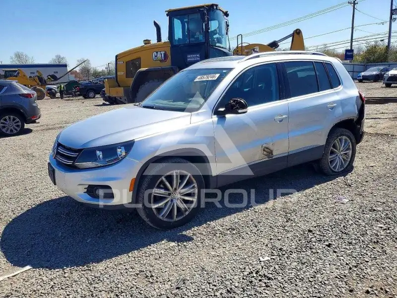2015 Volkswagen Tiguan фото