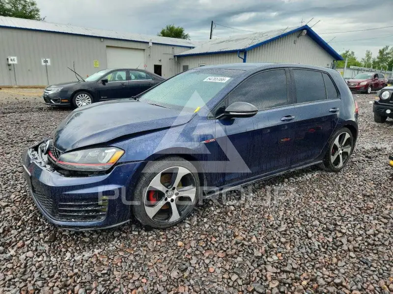 2015 Volkswagen GTI photo