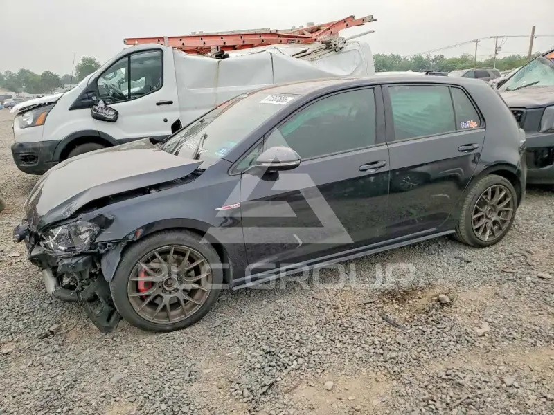 2015 Volkswagen GTI фото