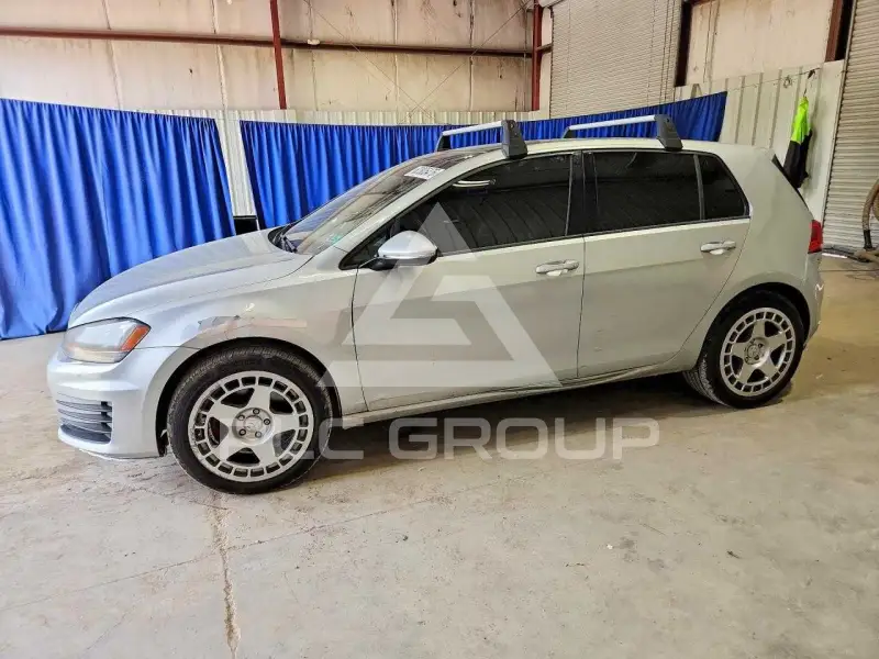 2015 Volkswagen GTI фото