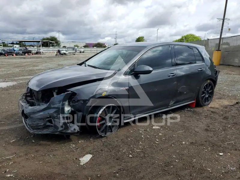 2015 Volkswagen GTI фото
