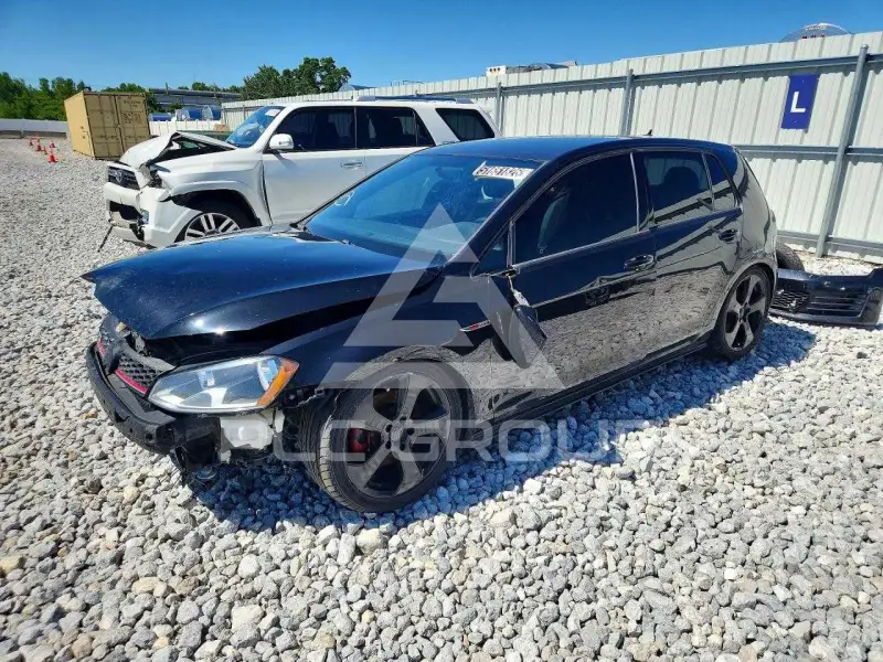 2015 Volkswagen GTI фото