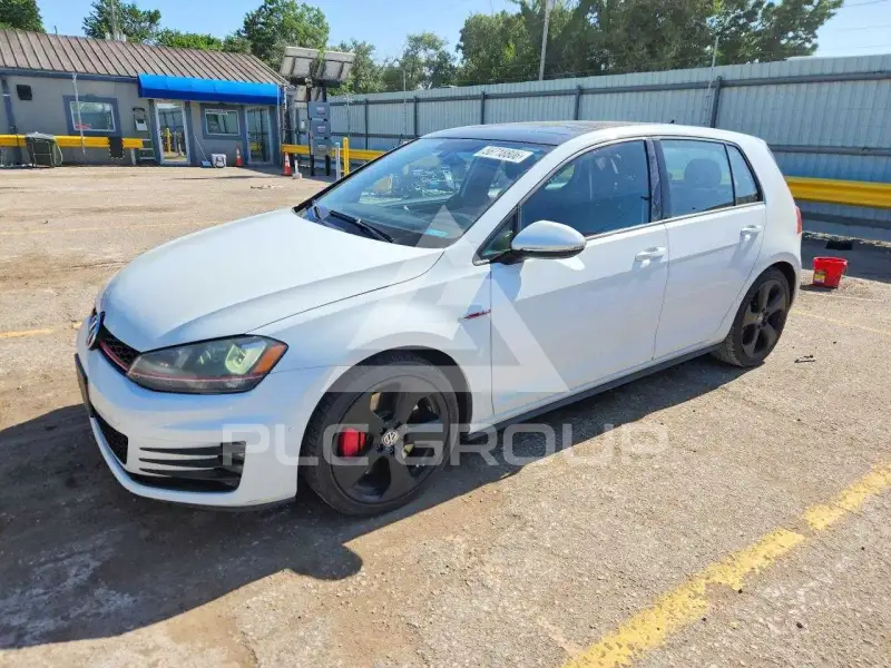 2015 Volkswagen GTI фото