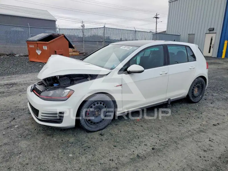2015 Volkswagen GTI фото