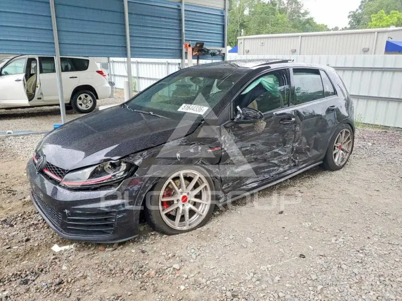 2015 Volkswagen GTI фото
