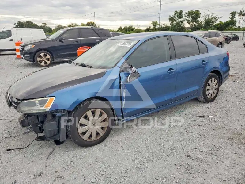 2015 Volkswagen Jetta photo