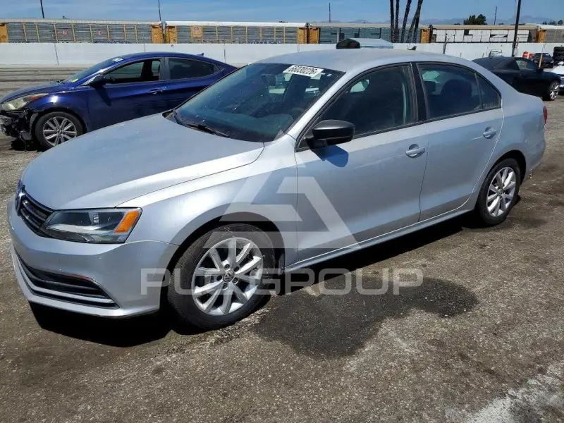 2015 Volkswagen Jetta photo