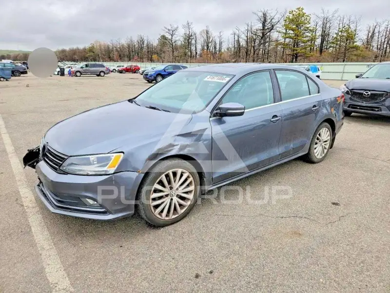 2015 Volkswagen Jetta photo