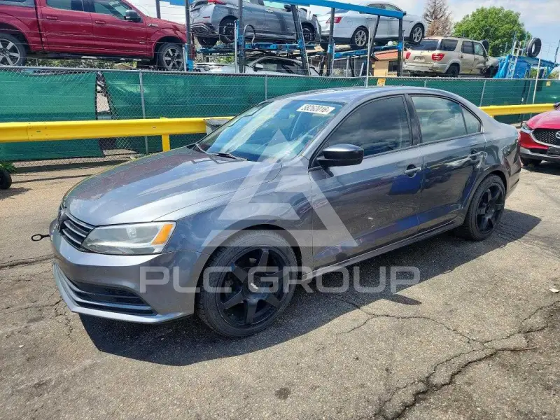 2015 Volkswagen Jetta photo