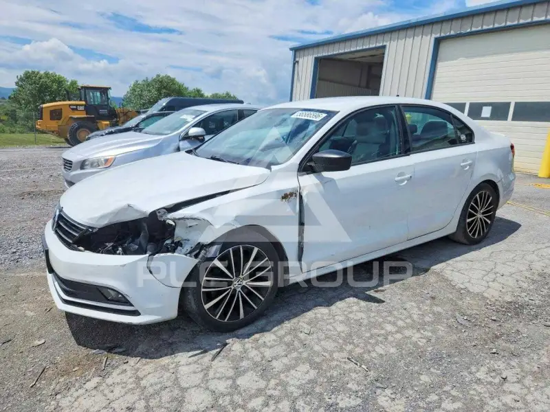2015 Volkswagen Jetta photo