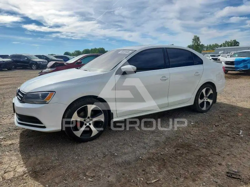 2015 Volkswagen Jetta photo