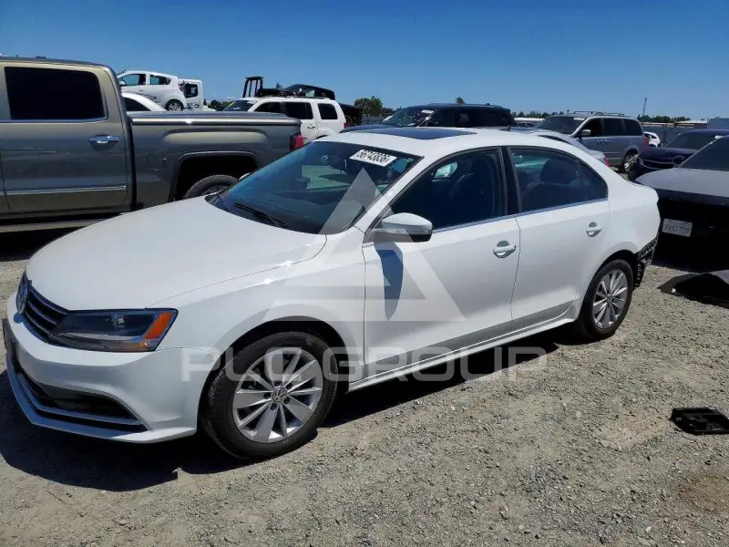 2015 Volkswagen Jetta photo