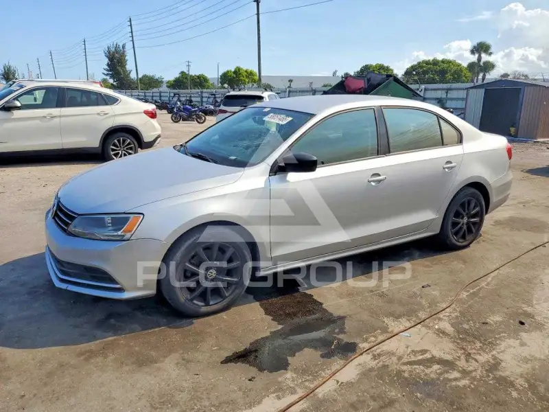 2015 Volkswagen Jetta фото