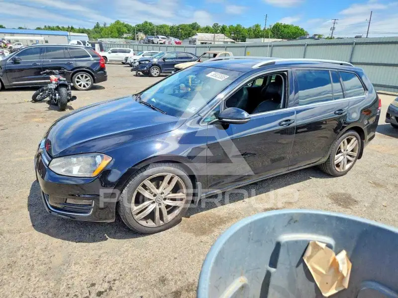 2015 Volkswagen GOLF photo