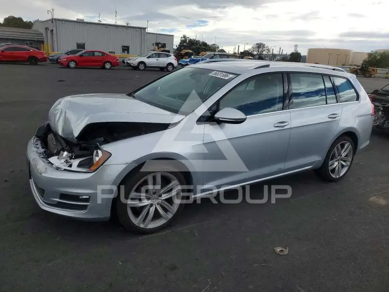 2015 Volkswagen GOLF photo