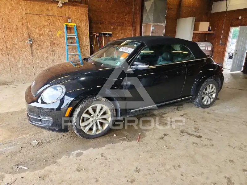 2015 Volkswagen BEETLE фото