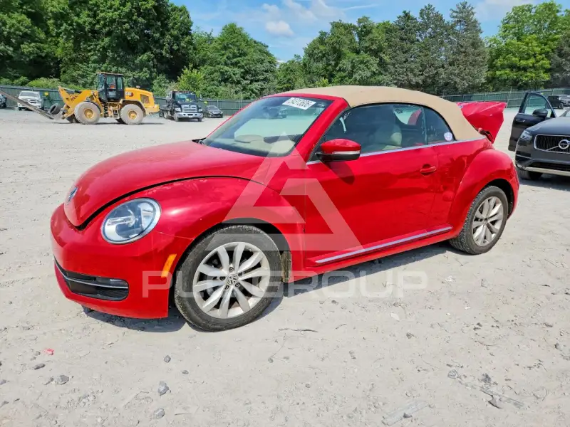 2015 Volkswagen BEETLE photo
