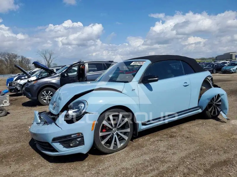 2015 Volkswagen BEETLE фото