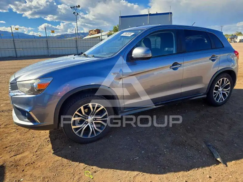 2016 Mitsubishi OUTLANDER фото