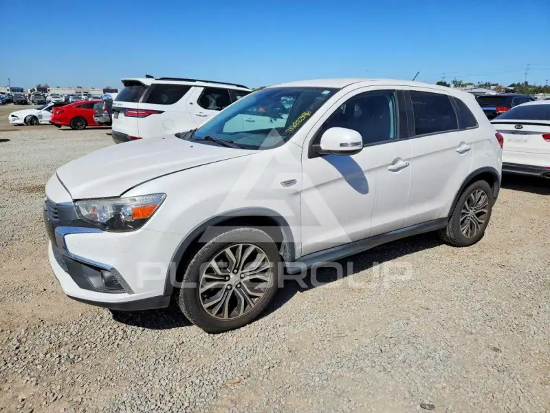 2016 Mitsubishi OUTLANDER фото