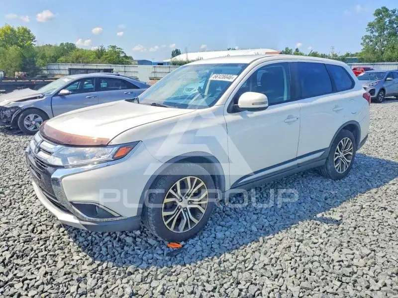 2016 Mitsubishi OUTLANDER фото