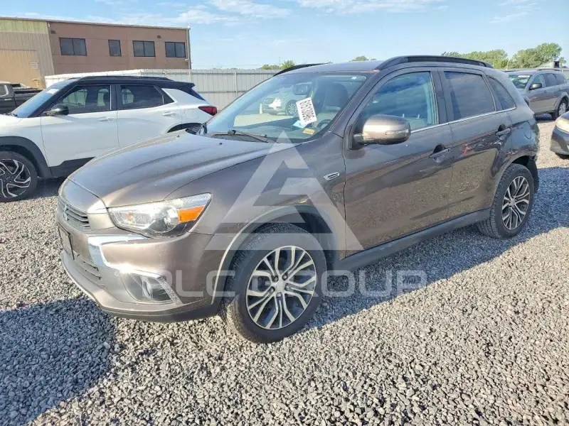 2016 Mitsubishi OUTLANDER фото
