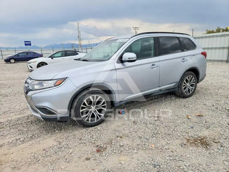 2016 Mitsubishi OUTLANDER фото