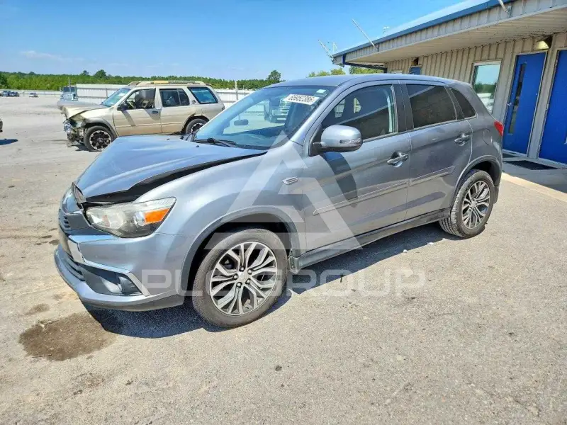 2016 Mitsubishi OUTLANDER photo