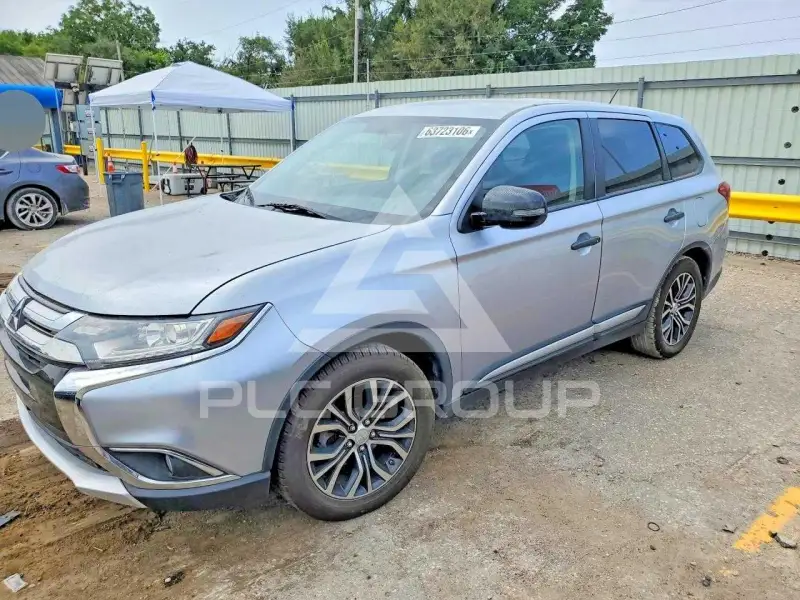 2016 Mitsubishi OUTLANDER photo