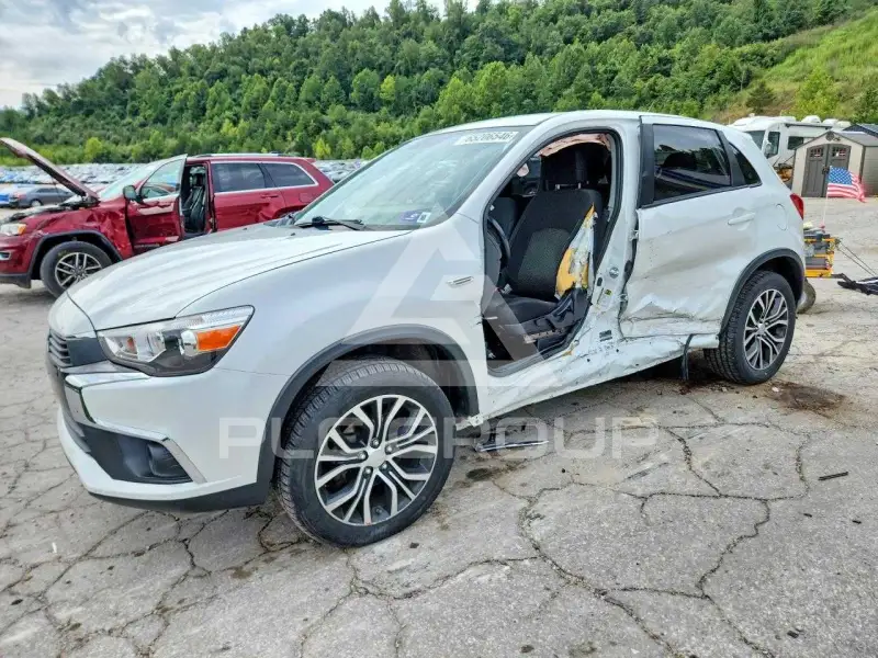 2016 Mitsubishi OUTLANDER фото