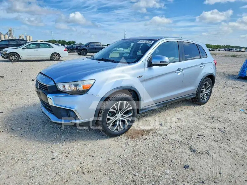 2016 Mitsubishi OUTLANDER фото