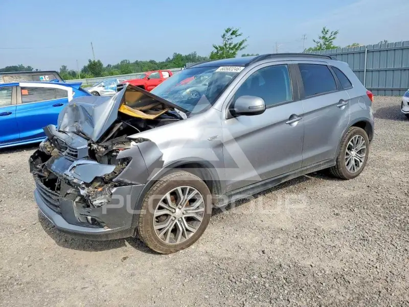 2016 Mitsubishi OUTLANDER фото