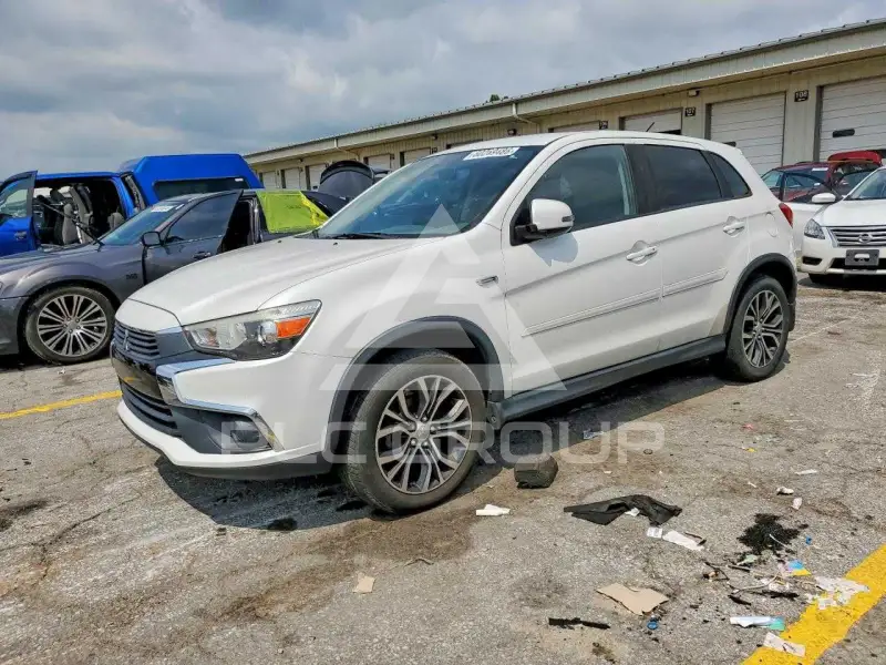 2016 Mitsubishi OUTLANDER фото