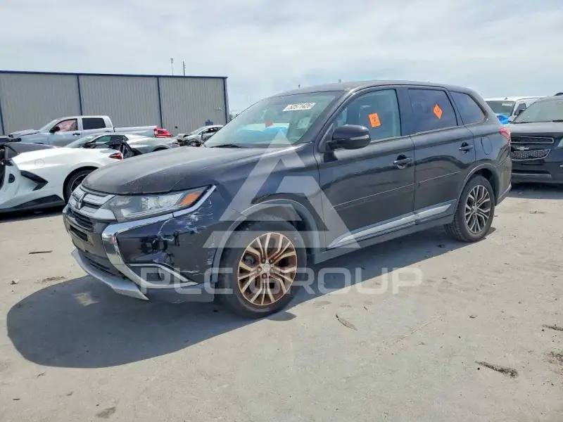 2016 Mitsubishi OUTLANDER photo